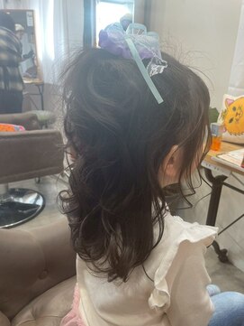 レメディフロムキン(REMEDY from KIN) キッズヘアアレンジ/ゆるふわハーフアップ/発表会ヘアアレンジ