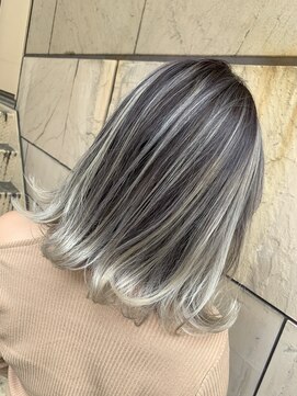 アポロ 横浜駅店(apollo) ブロンドベージュ系バレイヤージュ