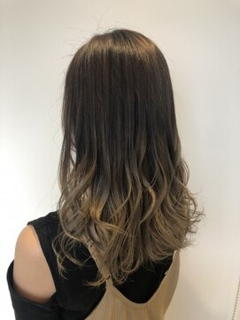 エム インターナショナル 白岡 キュート(EMU international CUTE) バレイヤージュ