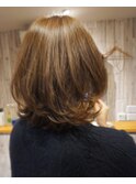 ボブミディ