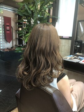 ナトゥーラ 岐阜(Natura) ハイトーングレージュ