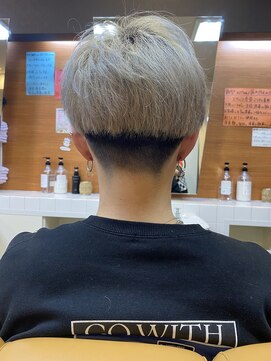 アートキューブ(ART CUBE) ツーブロマッシュ