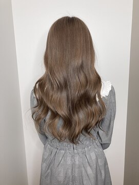 ナンバー(number+) 20代30代30代グレージュ髪質改善カラーヨシンモリ透明感