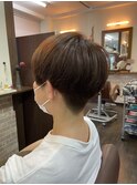 やわらかな雰囲気になれるマッシュカット