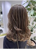 ハイライトで顔まわりの白髪をカバー 白髪活かし 30代40代50代