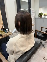 ジーニー(GeeNY)&nbsp;切りっぱなし外ハネボブヘアスタイル
