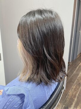 ヘアアンドメイク エジェリ(hair&make egerie) ミルクティーインナーカラー・ミディアムボブ