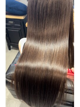 ライフ(LIFE) 髪質改善ヘアエステ/縮毛矯正/ストレート/イメチェン/フェミニン