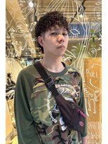 ビビト(bibito) bibito short wolf wave perm ウルフ パーマ 刈り上げ エッジ