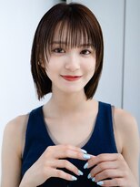 エインアンリー 表参道(AIN.ANLY.) フェイスレイヤーカットミニボブぱっつん前髪シンプルストレート