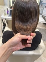 ケンジ 平塚 アネッタ(KENJE annetta) 大人髪ストレートスタイル