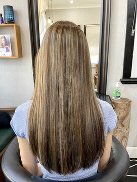 エピックコースト(epic coast) 【外国人風】【ハイライト】明るめコントラストハイライト