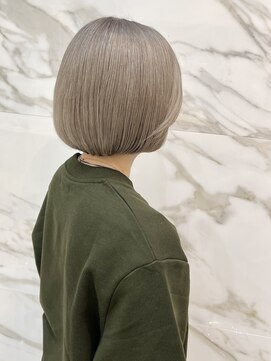 ティンク 関内(Tink) グレージュ×ブラック