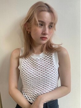 レベッカ(REBECCＡ by CURACION)の写真/[月曜OPEN/女性stylist中心]インナーカラーやイヤリングカラーもお任せ♪イルミナカラーで透明感もプラス☆