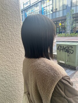 キャンバス バイ ネオリーブ 横浜西口(Canvas by neo.) 切りっぱなしボブ　ぱつっとボブ　暗めグレージュ