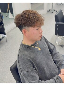 ブライト(BRIGHT) スペインカールツイストスパイラルパーマ