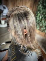 フェニーチェ アヴァンティ インターナショナルヘアサロン(fenice avanti)&nbsp;３Dメッシュオンカラー×ベージュカラー