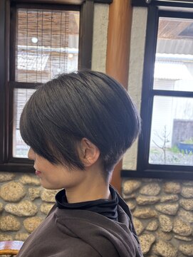 リ オウル(re:owl) 刈り上げショート