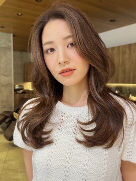 グランド(GRAND) ロングヘア30代40代ストレートレイヤー前髪なし前髪あり表参道