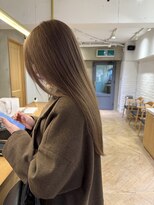 ローレン(LOREN)&nbsp;透明感髪質改善ベージュダブルカラーミルクティーグレージュ