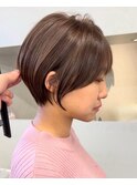 黒髪　ボブルフ　ネビージュ　小顔　ワンレン　スペインカール
