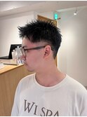 メンズベリーショートツーブロックアップバング短髪フェード