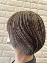 エル(Ailes) グレージュデザインカラー