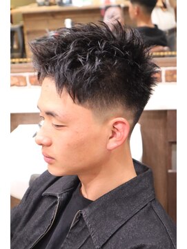 アクセプトザワールドバーバー(Accept the world barber) スパイキーショート×ローフェード