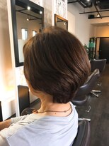 ロンド(Le rond)&nbsp;手ぐしで流れる大人ショートボブ