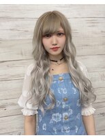 カプセル シンジュク(CAPSULE)&nbsp;透明感☆ミルクティーアッシュ・エクステスタイル@岡しゃん