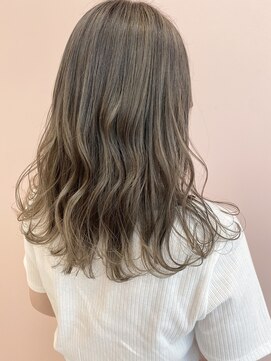 ニューヨーク ニューヨーク 河原町オーパ店(NYNY) クリーミーグレージュ◯