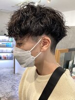 ウェイビーエフティフィフス 横浜西口(WAVEY ft.fifth) 波巻きパーマメンズパーマメンズヘアツーブロックツイストパーマ