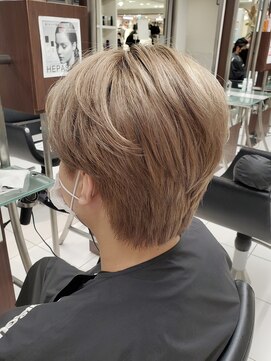 トニーアンドガイニイガタ(TONI&GUY NIIGATA) メンズホワイトブロンド