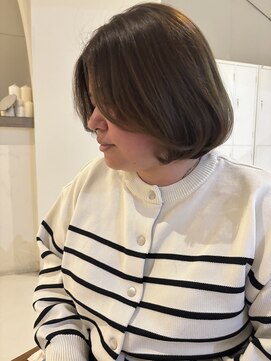 エリス キョウバシ(Eliss) レイヤーボブ×オリーブグレージュ