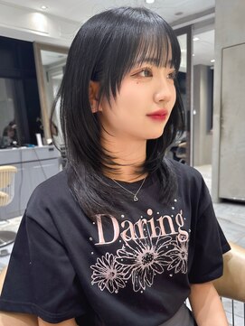 ロンド ジュルード 名古屋(Lond jeloud) 流行りのミディアムレイヤー垢抜け 前髪カット 顔まわりレイヤー