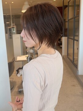 ヘッズ 高木瀬店(HEADS) ハンサムショート顔周りカット 30代 アッシュブラウン レイヤー