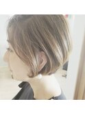 ショートボブミディ