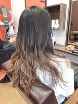 ヘア プロデュース アイモ(Hair Produce Aimo)&nbsp;ベースを活かして透明感をプラス♪グラデーションアッシュ☆