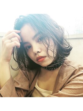 ランプ ヘアー(lamp hair) 【前髪なしリラックスボブ】