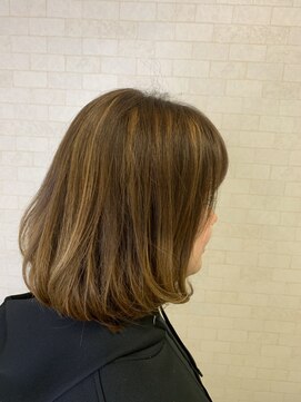 ルミエール(Lumiere) 外国人風イルミナカラー