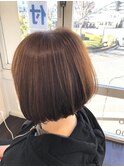 NOブリーチでミルクティーカラー・前下がりボブ &nbsp;