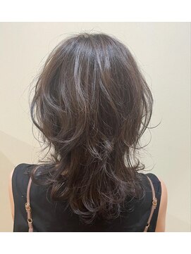 ラテ 上尾(Latte) くびれセミディ