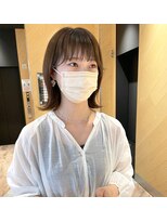 カミエ(kamie)&nbsp;◎オリーブグレージュ 伸ばしかけボブ シースルーバング 三宮