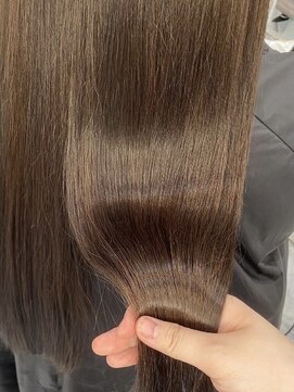 エスカーラ 表参道(THE ESCALA) @shino_ne197/ナチュラルブラウン/パープル加えてツヤカラーに