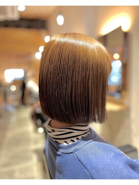 ブロス ザ ヘアー(bros.THE HAIR) 切りっぱなしボブ