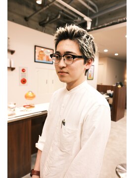 ルックアット(Look at) 【Lookat】20代30代40代スパイキーショート