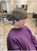 ミルクティーベージュ