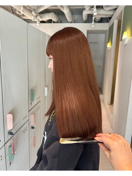 ムーム(Momb) ピンクブラウンカラー