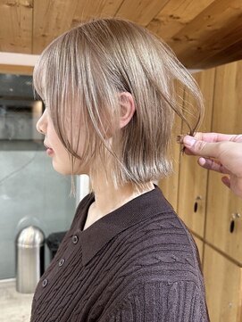 キラ 静岡(KILLA) ハイライトカラー/くびれヘア/レイヤーボブ[静岡/ダブルカラー]