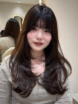 サイン 渋谷(SIGN)&nbsp;韓国ヘアふんわりワンカールザグザグレイヤーカット